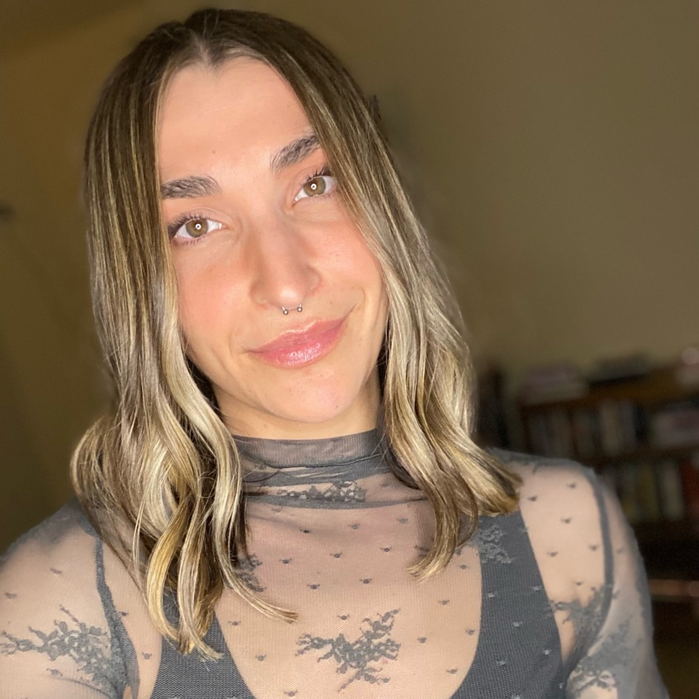 Meet your Posher, Marisa